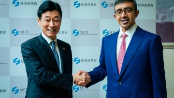 Photo: UAE Foreign Minister, Japan's Minister of Economy explore strategic partnership